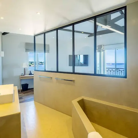 De La - Jean De Luz Hotel